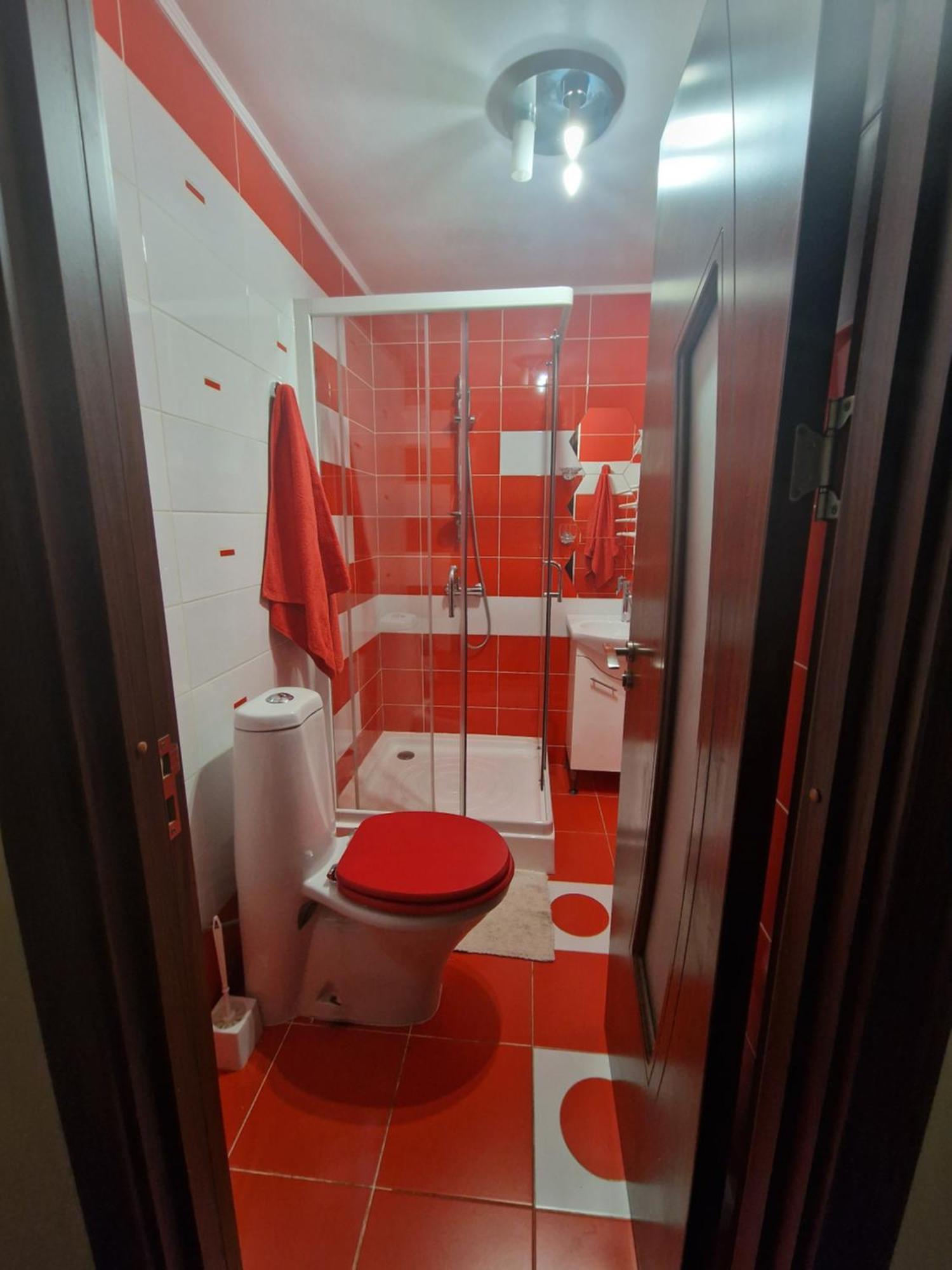 Apartament Red & Yellow Slanic Moldova Ngoại thất bức ảnh